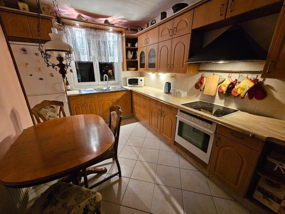 Prostorny Byt 3+1 Pro 4 Osob Moznost Pristylky+2Os Šumperk Exteriér fotografie